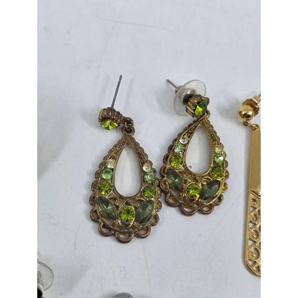 Vintage Costume Earring Lot 9 Pairs Cameo Heart Rhinestone Dangle‎ Clip On Post